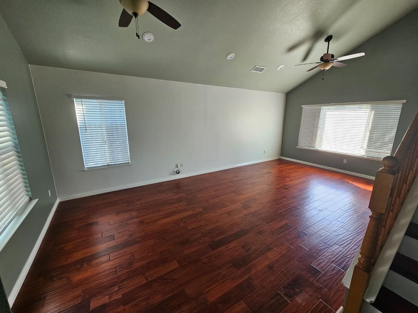 Detail Gallery Image 11 of 21 For 1990 Harvest Landing Ct, Tracy,  CA 95376 - 4 Beds | 3 Baths