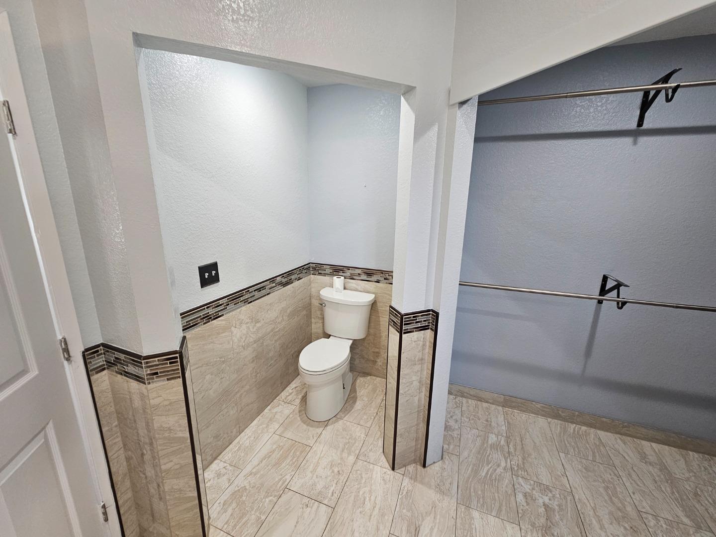 Detail Gallery Image 5 of 21 For 1990 Harvest Landing Ct, Tracy,  CA 95376 - 4 Beds | 3 Baths