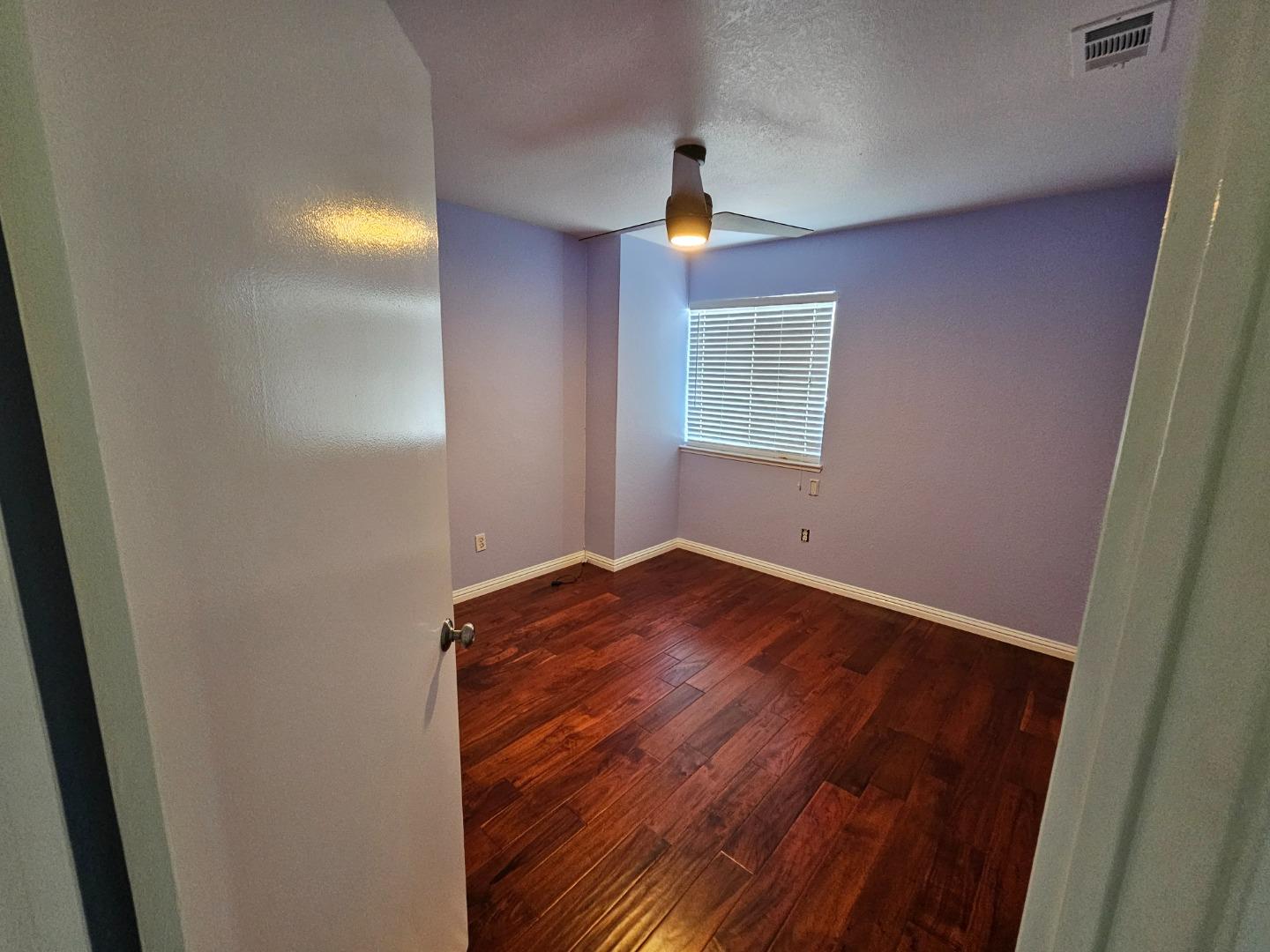 Detail Gallery Image 8 of 21 For 1990 Harvest Landing Ct, Tracy,  CA 95376 - 4 Beds | 3 Baths