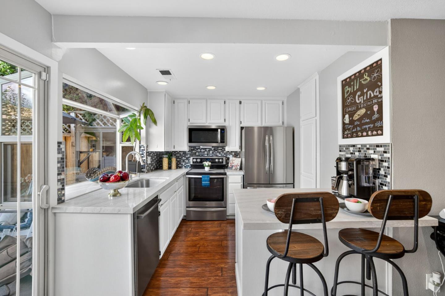Detail Gallery Image 10 of 42 For 4614 Black River Ct, San Jose,  CA 95136 - 3 Beds | 2/1 Baths