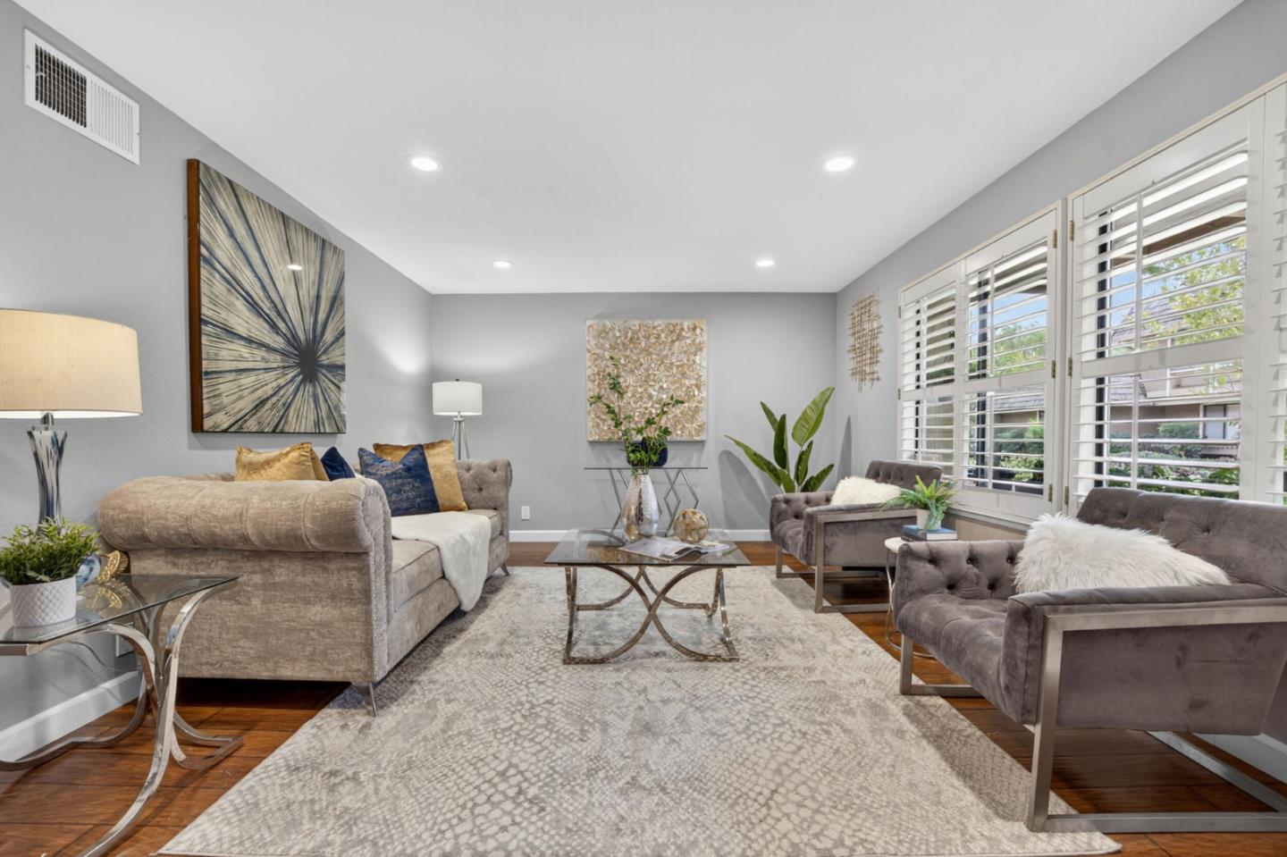 Detail Gallery Image 5 of 42 For 4614 Black River Ct, San Jose,  CA 95136 - 3 Beds | 2/1 Baths