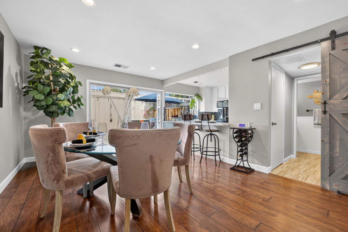 Detail Gallery Image 7 of 42 For 4614 Black River Ct, San Jose,  CA 95136 - 3 Beds | 2/1 Baths