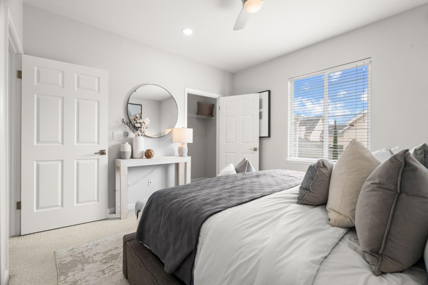 Detail Gallery Image 15 of 33 For 2255 Showers Dr #421,  Mountain View,  CA 94040 - 1 Beds | 1 Baths