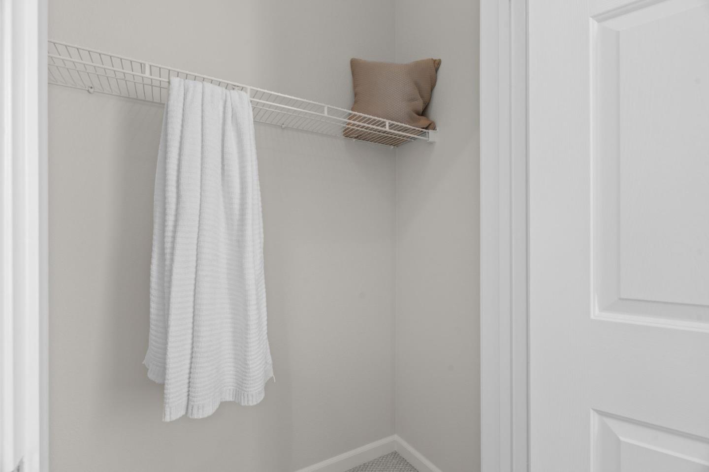 Detail Gallery Image 16 of 33 For 2255 Showers Dr #421,  Mountain View,  CA 94040 - 1 Beds | 1 Baths