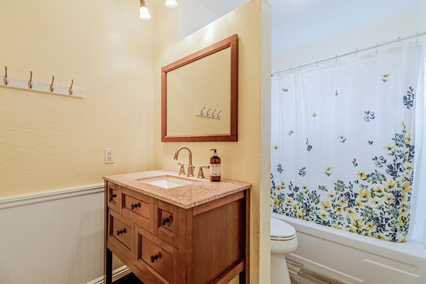 Detail Gallery Image 32 of 66 For 5870 Cabral Ave, San Jose,  CA 95123 - 3 Beds | 2 Baths