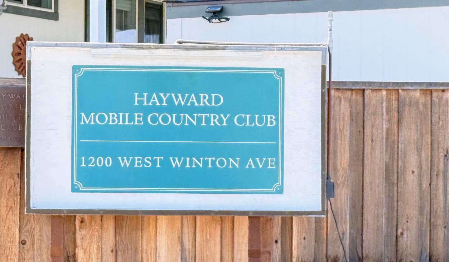 Detail Gallery Image 2 of 11 For 1200 W Winton Ave #119,  Hayward,  CA 94545 - 2 Beds | 2 Baths
