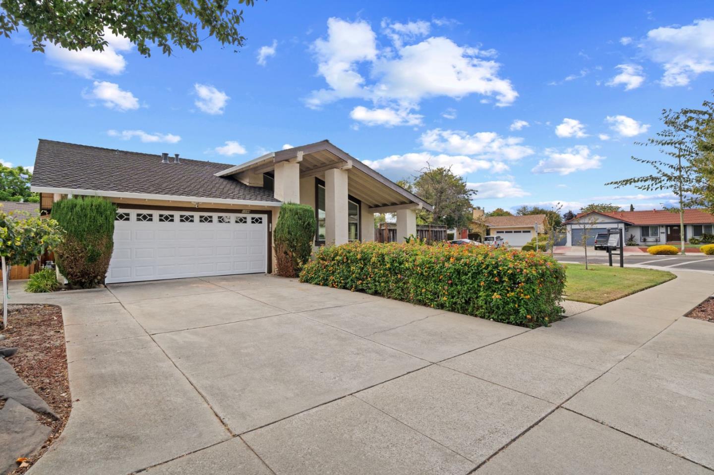 Detail Gallery Image 3 of 65 For 1199 Morrill Ave, San Jose,  CA 95132 - 4 Beds | 2 Baths