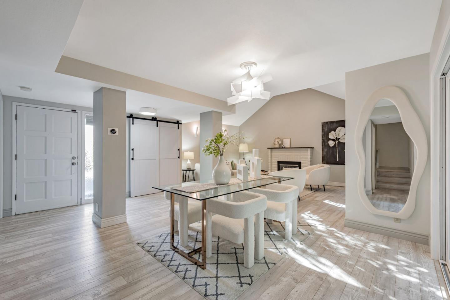 Detail Gallery Image 10 of 34 For 2029 Los Gatos Almaden Rd, San Jose,  CA 95124 - 3 Beds | 2/1 Baths