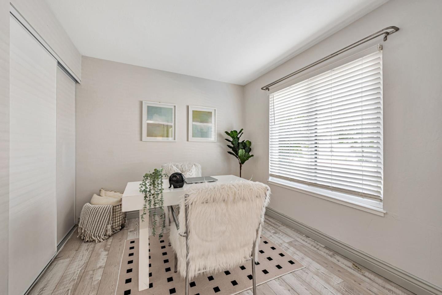 Detail Gallery Image 13 of 34 For 2029 Los Gatos Almaden Rd, San Jose,  CA 95124 - 3 Beds | 2/1 Baths