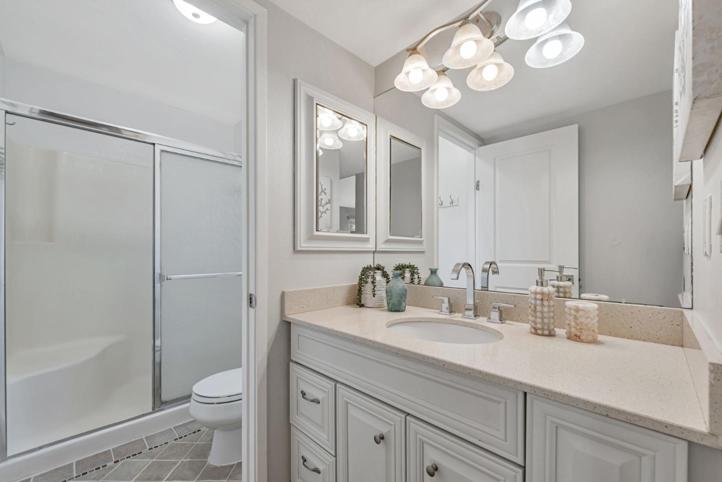 Detail Gallery Image 18 of 34 For 2029 Los Gatos Almaden Rd, San Jose,  CA 95124 - 3 Beds | 2/1 Baths