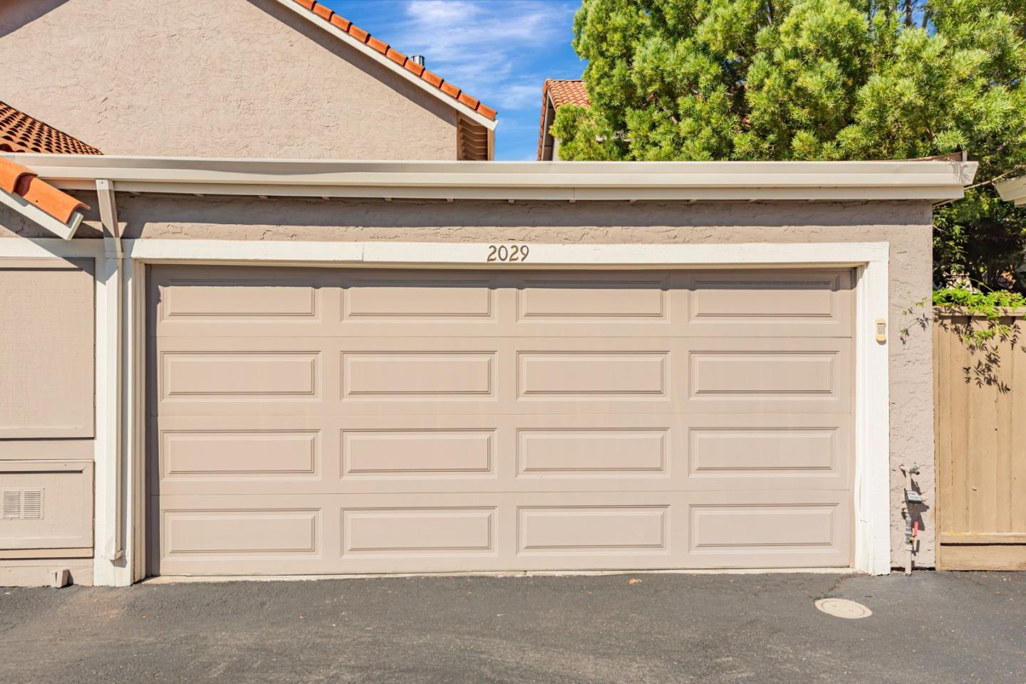 Detail Gallery Image 32 of 34 For 2029 Los Gatos Almaden Rd, San Jose,  CA 95124 - 3 Beds | 2/1 Baths