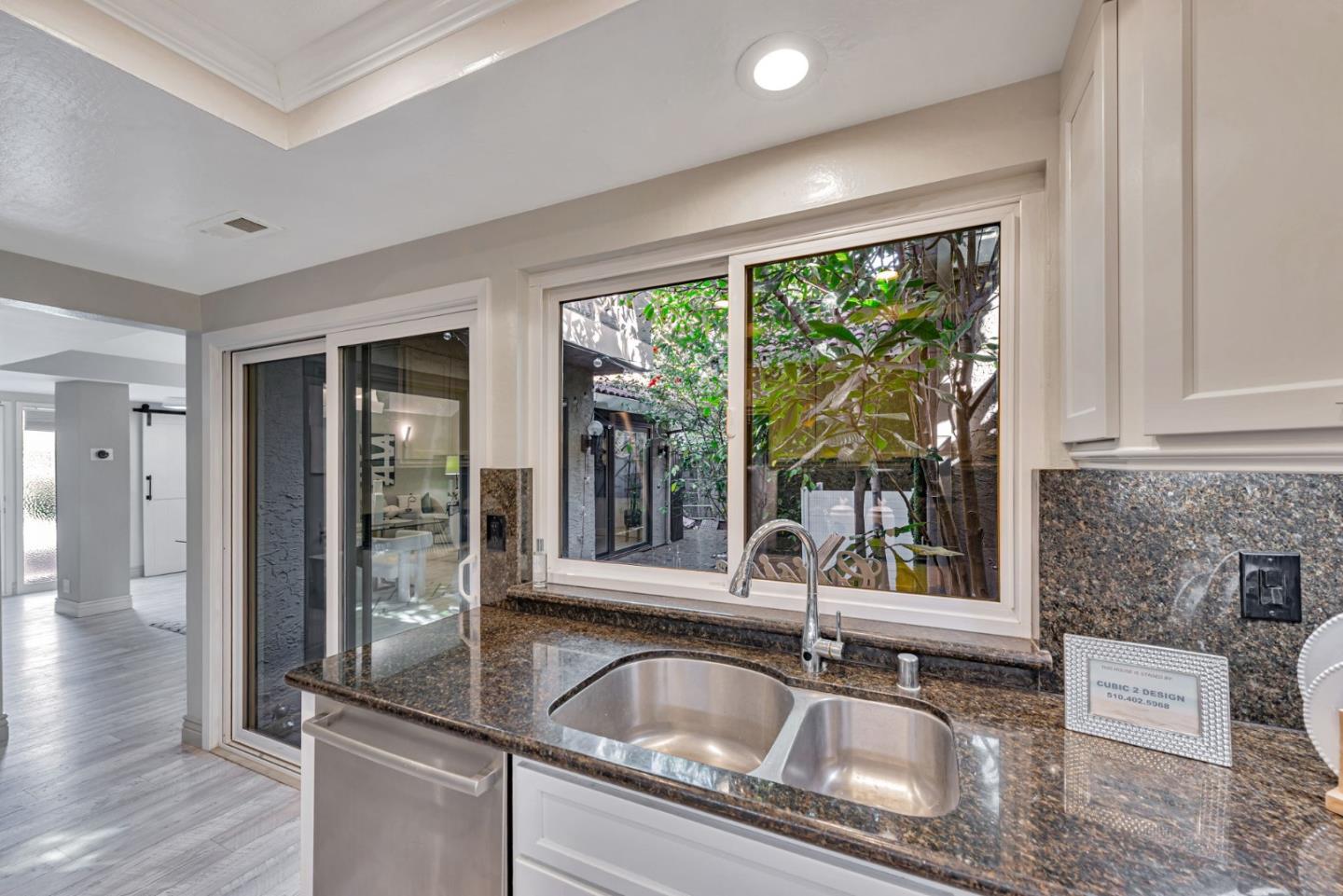 Detail Gallery Image 6 of 34 For 2029 Los Gatos Almaden Rd, San Jose,  CA 95124 - 3 Beds | 2/1 Baths