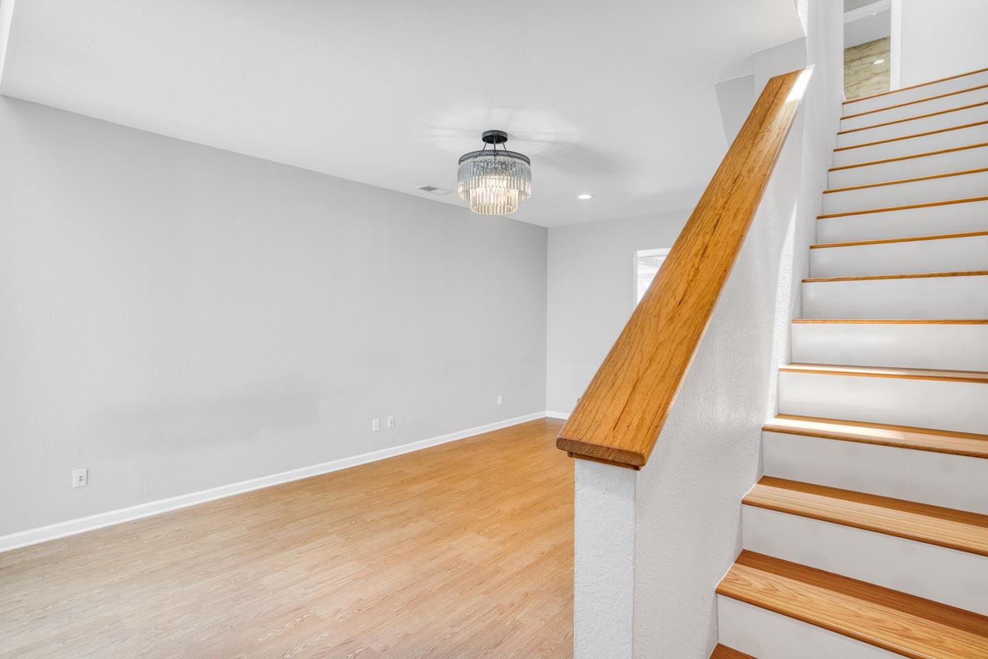 Detail Gallery Image 11 of 28 For 11870 Flanagan Ct, Dublin,  CA 94568 - 2 Beds | 1/1 Baths