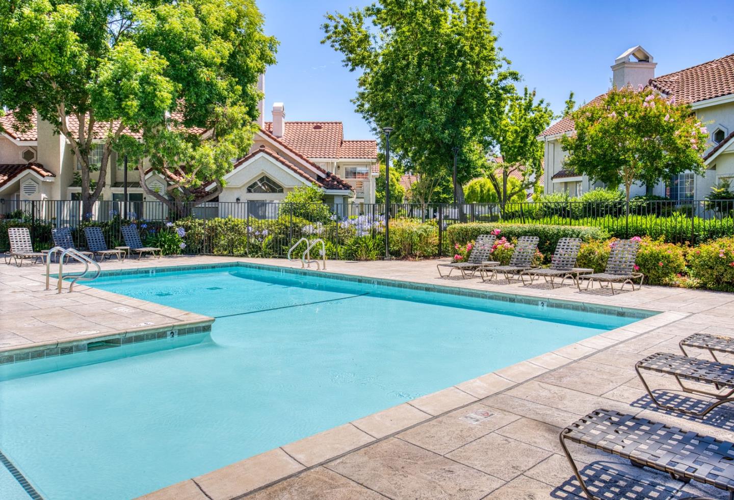 Detail Gallery Image 25 of 28 For 11870 Flanagan Ct, Dublin,  CA 94568 - 2 Beds | 1/1 Baths