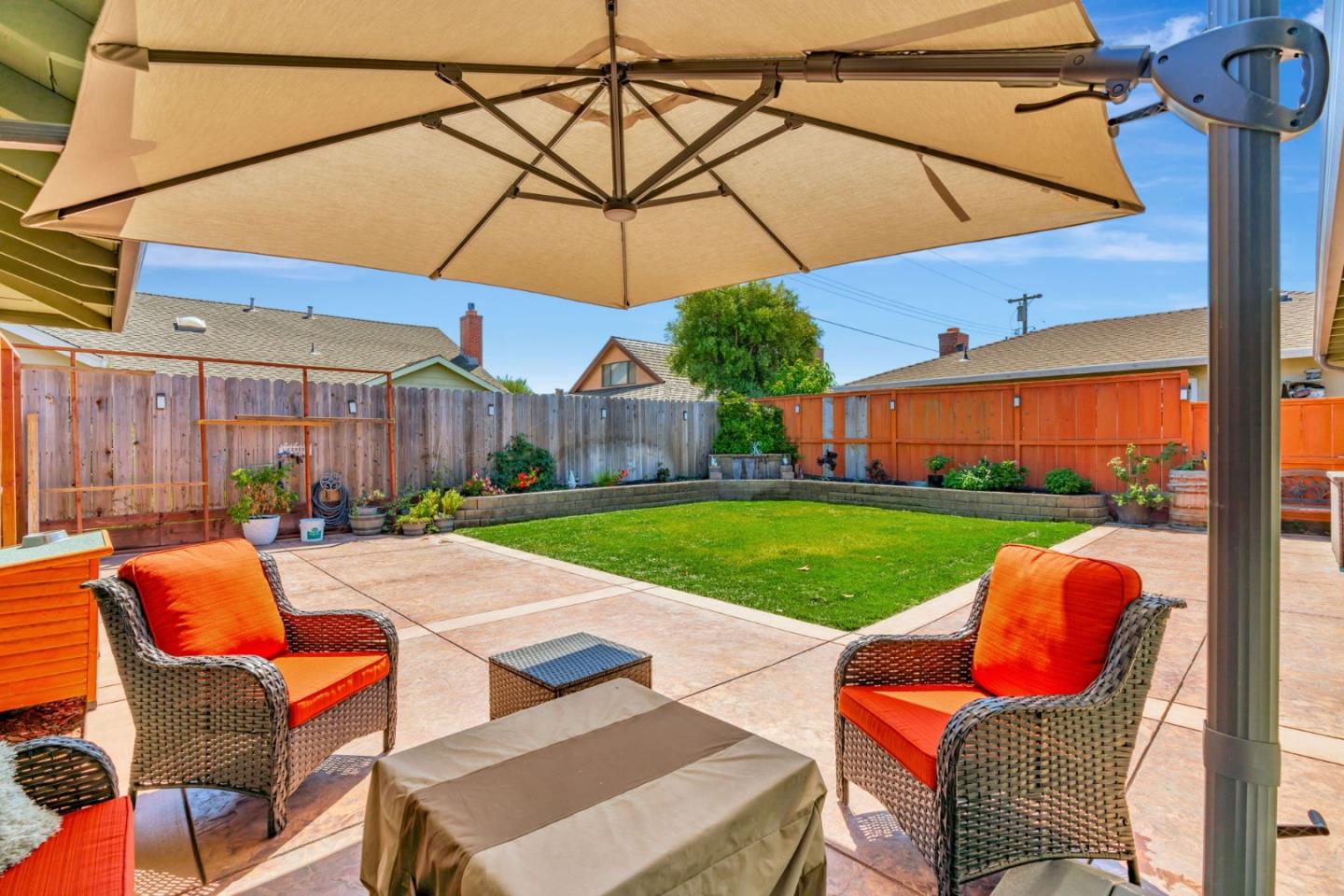 Detail Gallery Image 60 of 69 For 1231 La Mirada Dr, Salinas,  CA 93901 - 4 Beds | 2/1 Baths