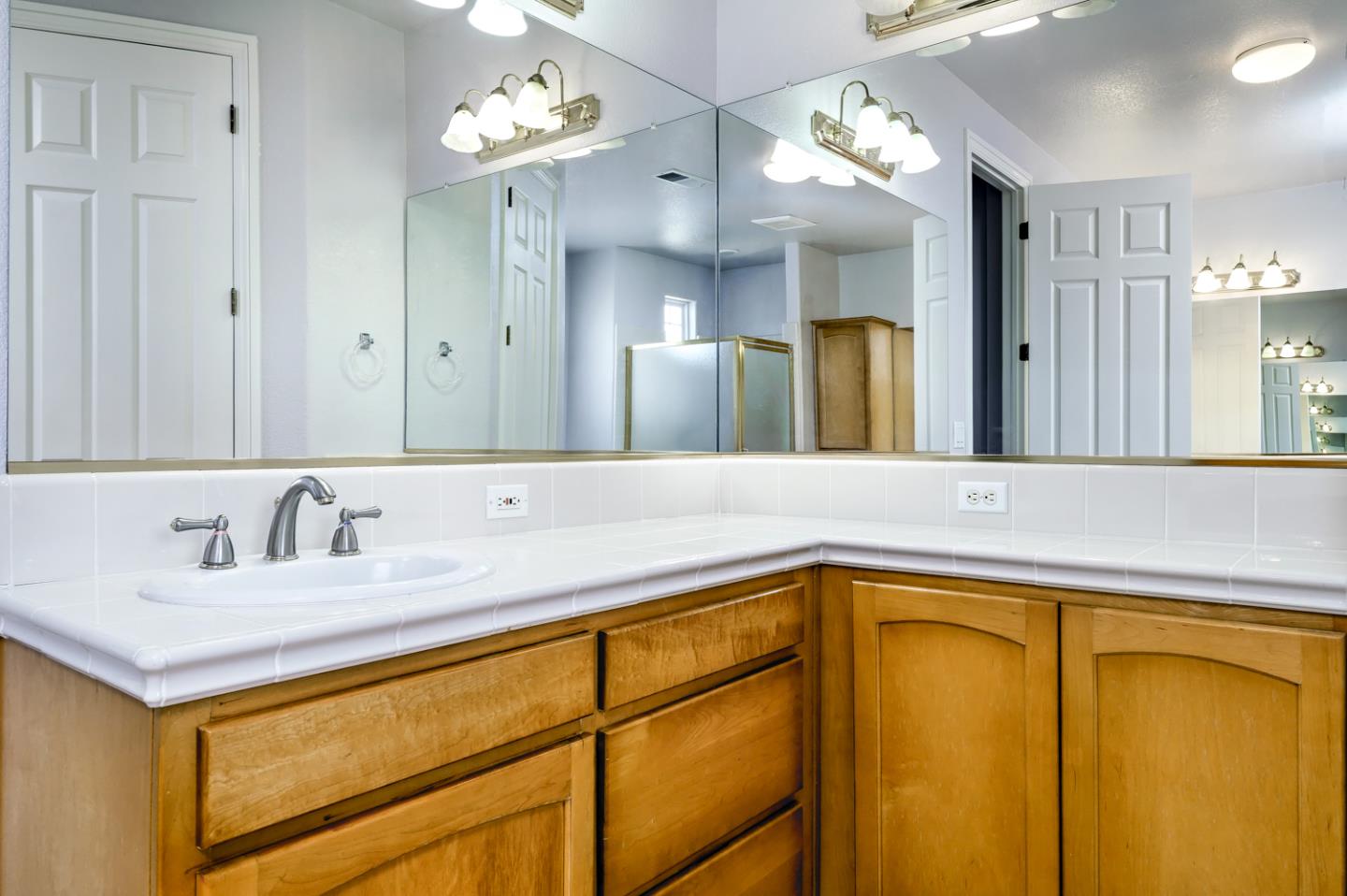 Detail Gallery Image 20 of 27 For 9639 N Willey Ct, Fresno,  CA 93720 - 5 Beds | 3 Baths