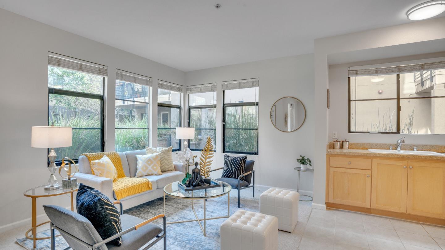 Detail Gallery Image 4 of 30 For 800 N 8th St #120,  San Jose,  CA 95112 - 2 Beds | 2 Baths