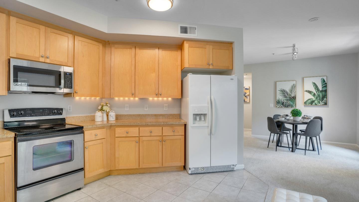 Detail Gallery Image 9 of 30 For 800 N 8th St #120,  San Jose,  CA 95112 - 2 Beds | 2 Baths