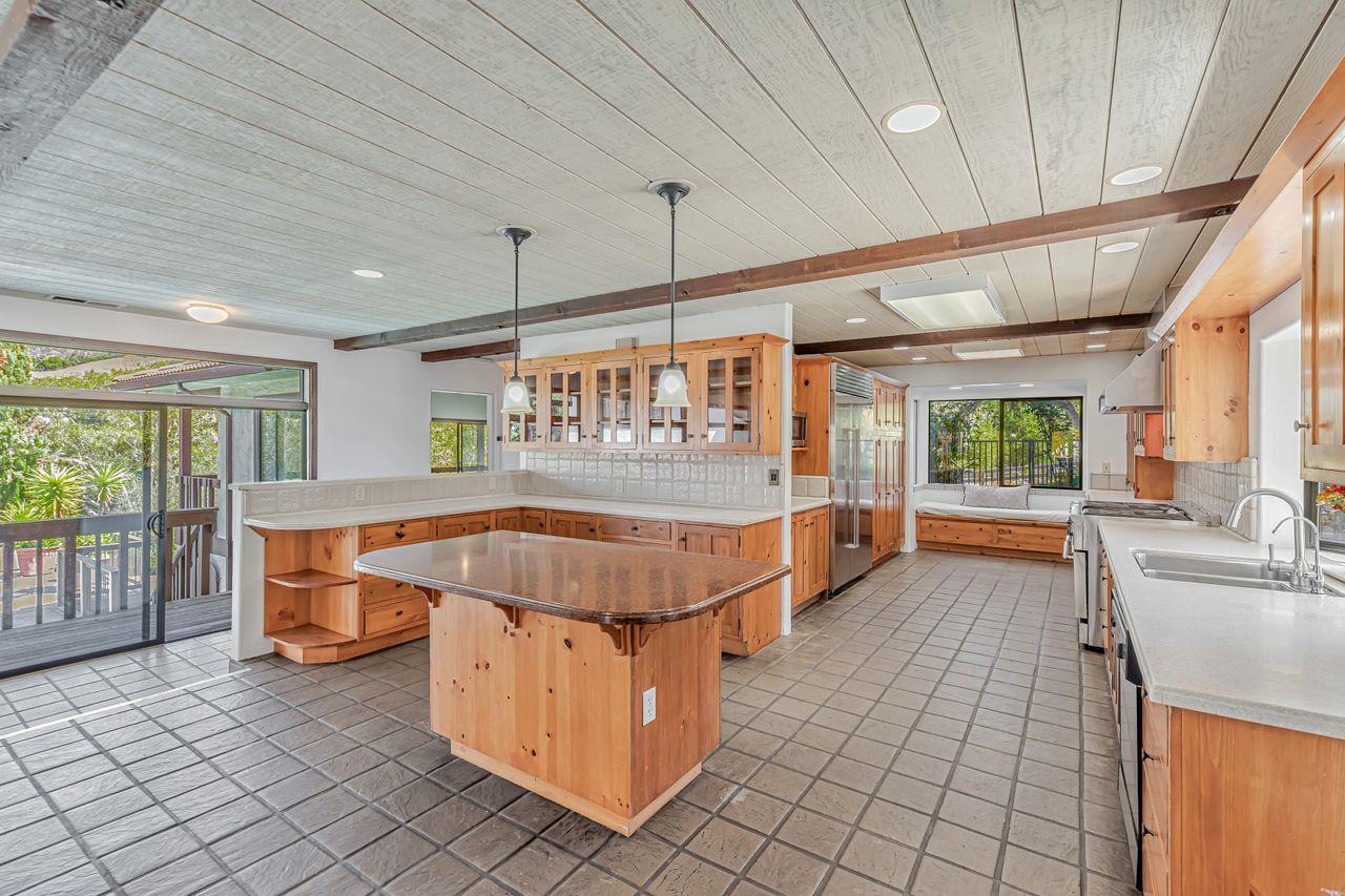 Detail Gallery Image 15 of 55 For 108 San Benancio Rd, Salinas,  CA 93908 - 3 Beds | 3 Baths