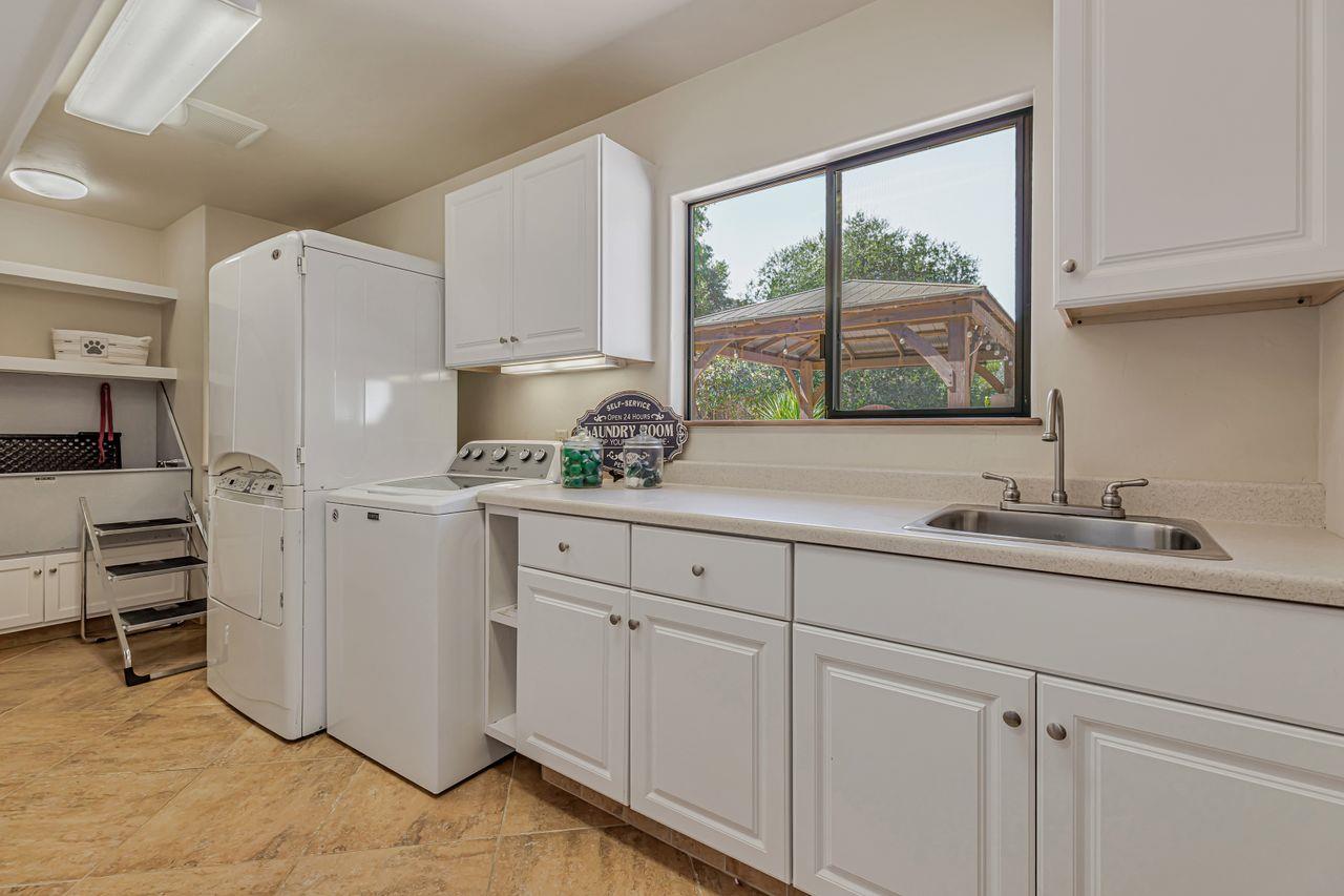 Detail Gallery Image 22 of 55 For 108 San Benancio Rd, Salinas,  CA 93908 - 3 Beds | 3 Baths