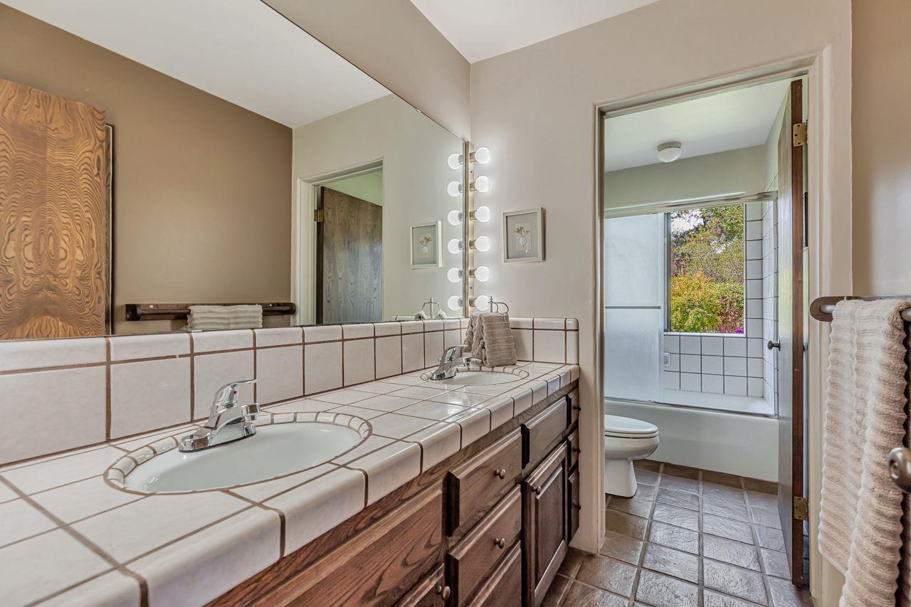 Detail Gallery Image 29 of 55 For 108 San Benancio Rd, Salinas,  CA 93908 - 3 Beds | 3 Baths