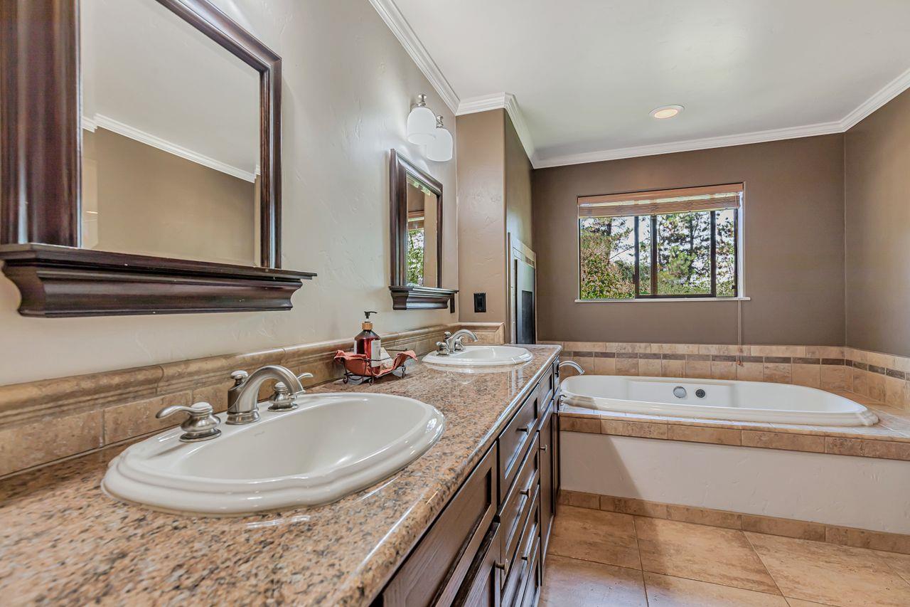 Detail Gallery Image 35 of 55 For 108 San Benancio Rd, Salinas,  CA 93908 - 3 Beds | 3 Baths