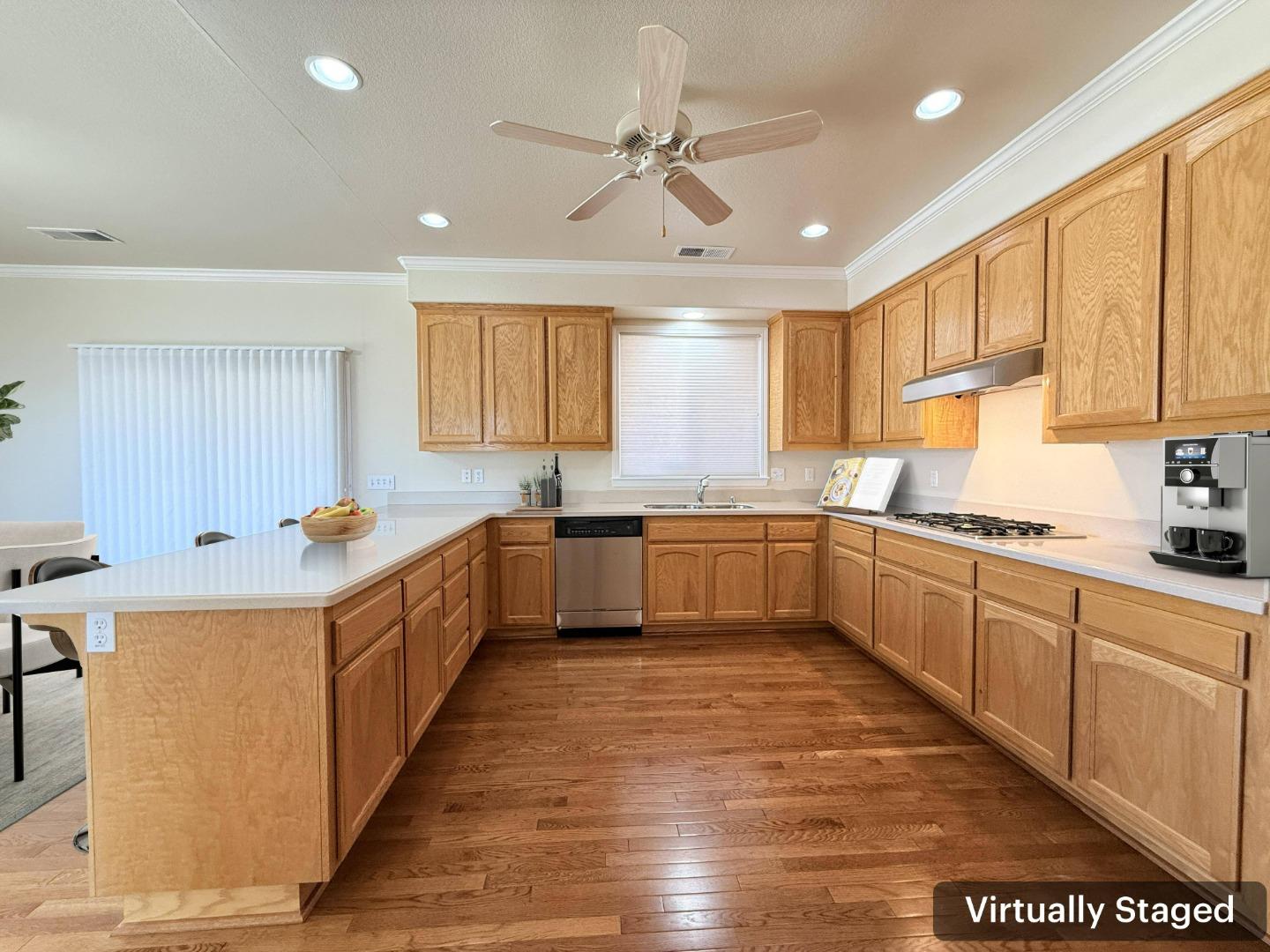 Detail Gallery Image 5 of 36 For 18472 Kentwood Pl, Hidden Valley Lake,  CA 95467 - 3 Beds | 2/1 Baths