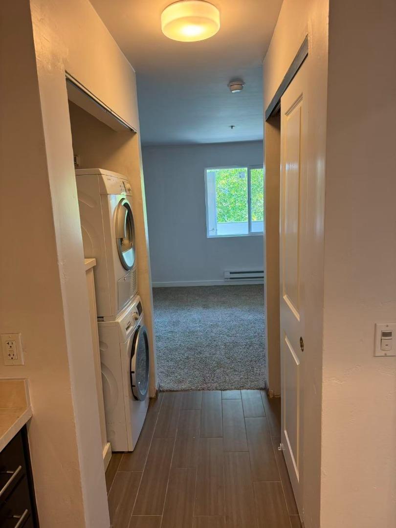 Detail Gallery Image 9 of 16 For 6400 Christie Ave #3220,  Emeryville,  CA 94608 - 1 Beds | 1 Baths