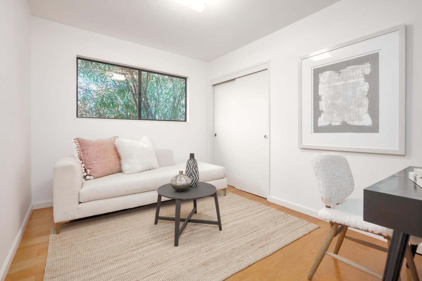 Detail Gallery Image 9 of 23 For 3414 Beresford Ave, Belmont,  CA 94002 - 4 Beds | 2 Baths