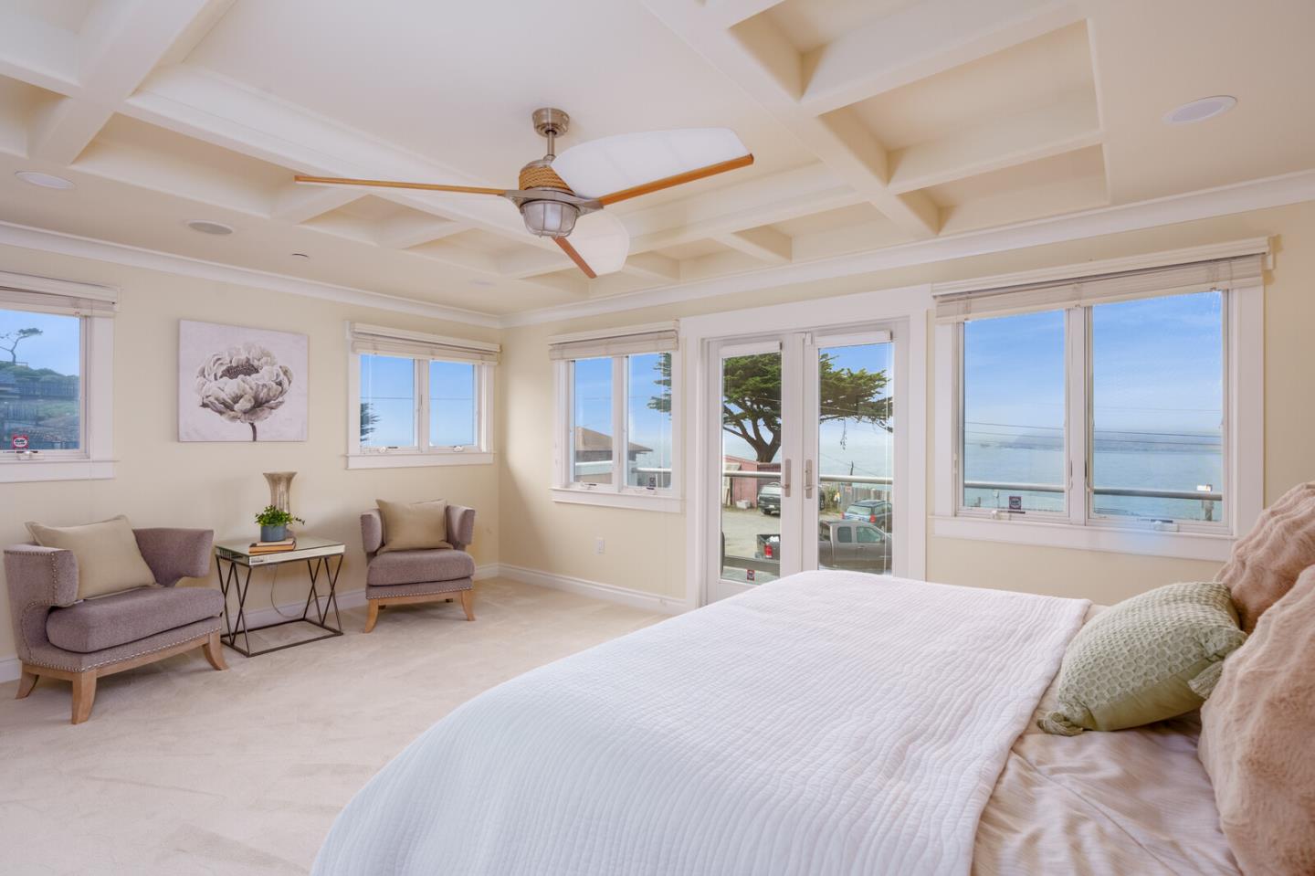 Detail Gallery Image 15 of 27 For 1207 Danmann Ave, Pacifica,  CA 94044 - 4 Beds | 4 Baths