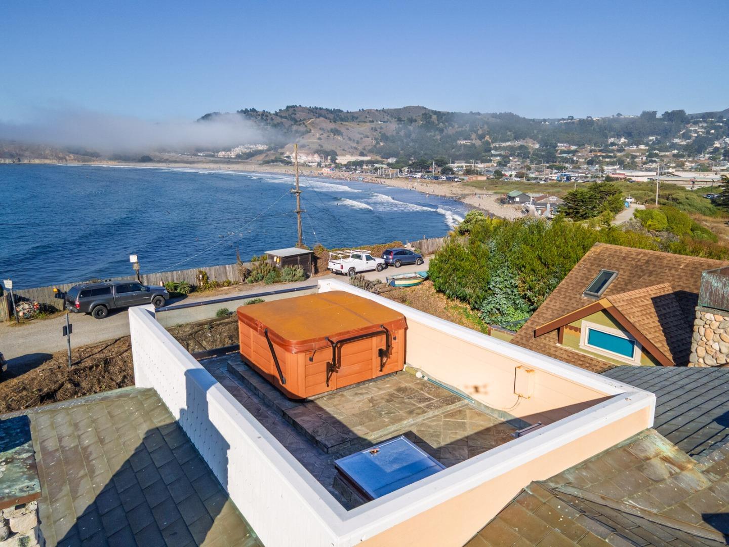 Detail Gallery Image 24 of 27 For 1207 Danmann Ave, Pacifica,  CA 94044 - 4 Beds | 4 Baths
