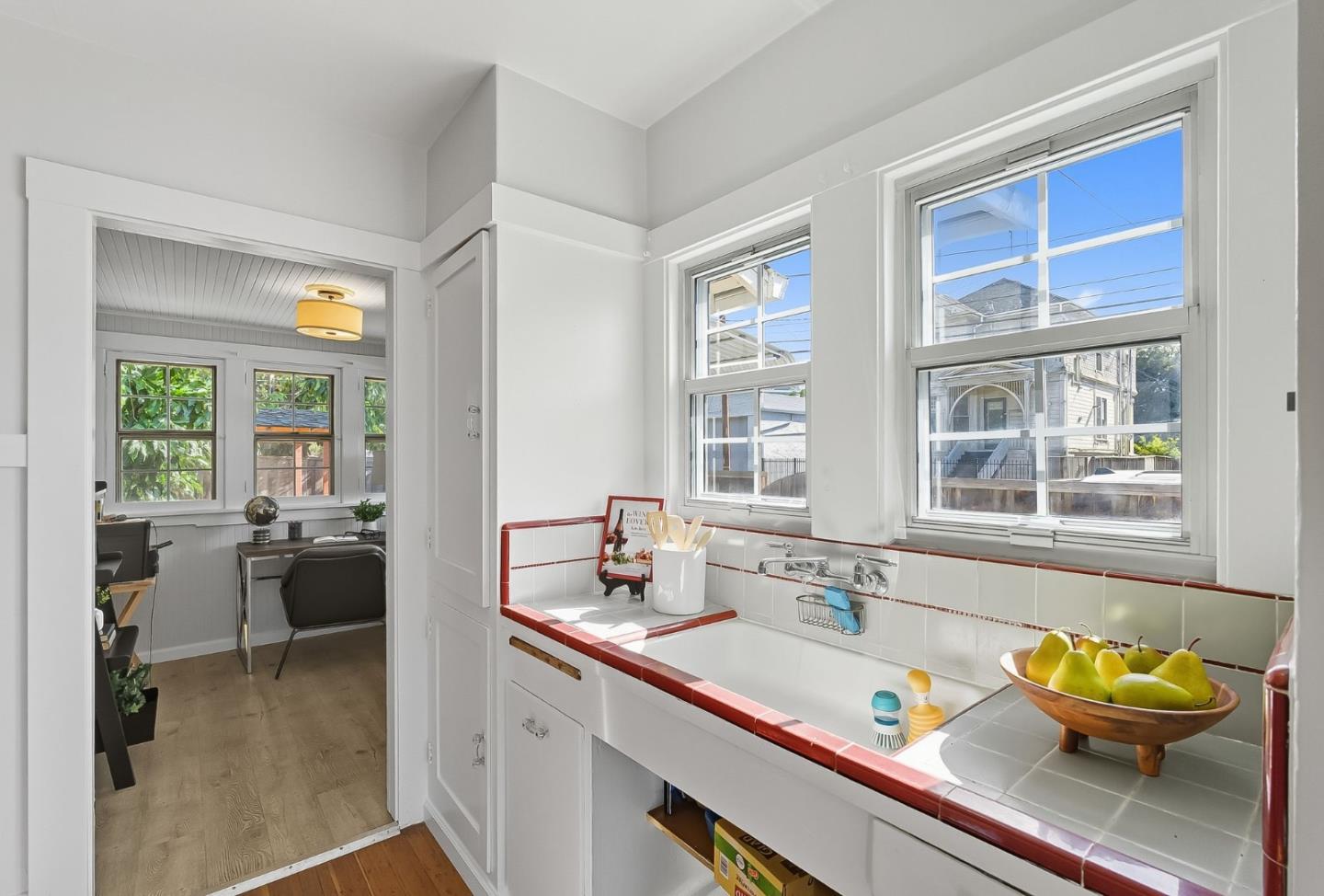 Detail Gallery Image 19 of 31 For 496 Autumn Ct, San Jose,  CA 95110 - 2 Beds | 1 Baths