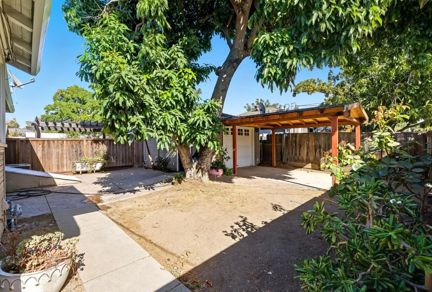 Detail Gallery Image 23 of 31 For 496 Autumn Ct, San Jose,  CA 95110 - 2 Beds | 1 Baths