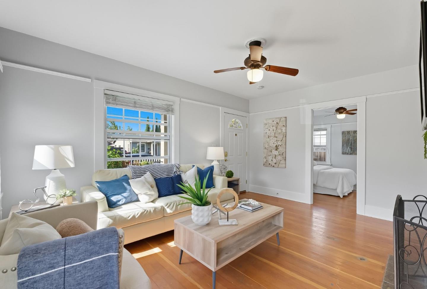 Detail Gallery Image 6 of 31 For 496 Autumn Ct, San Jose,  CA 95110 - 2 Beds | 1 Baths