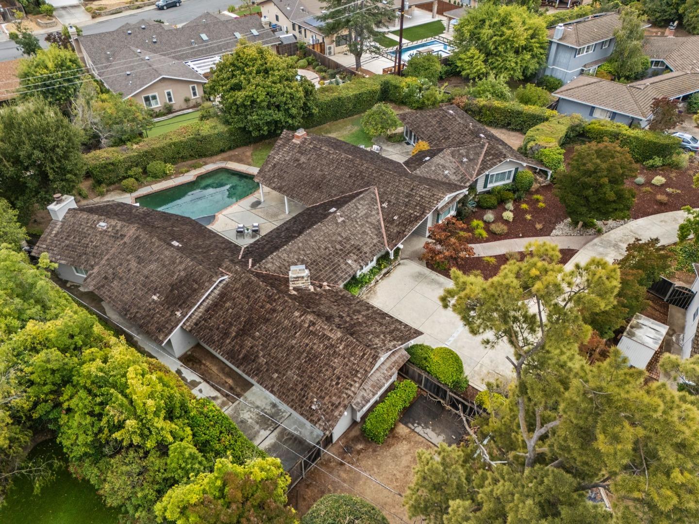 Detail Gallery Image 39 of 41 For 20290 Argonaut Dr, Saratoga,  CA 95070 - 5 Beds | 3/1 Baths