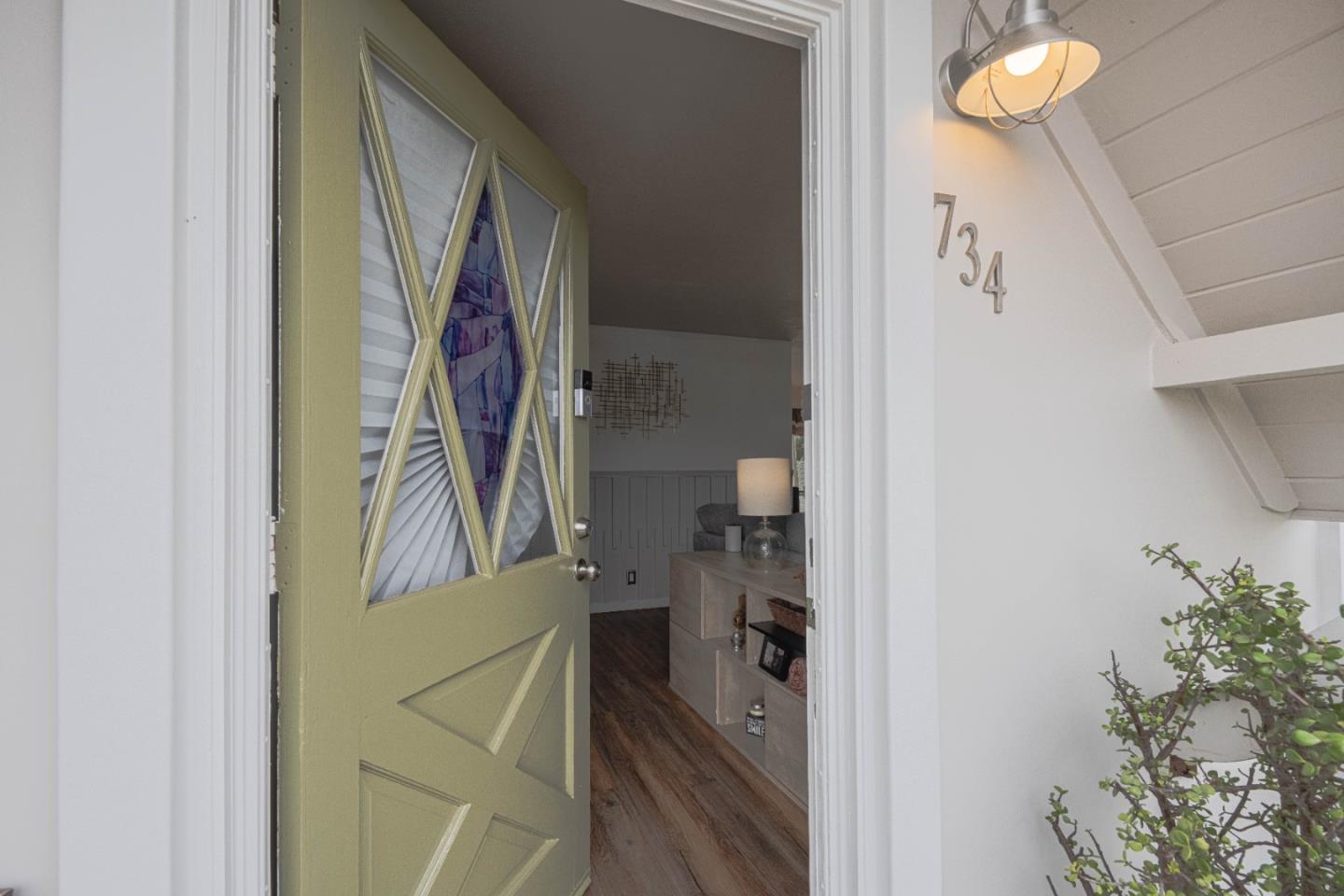 Detail Gallery Image 11 of 22 For 734 Los Coches Ave, Salinas,  CA 93906 - 3 Beds | 1/1 Baths