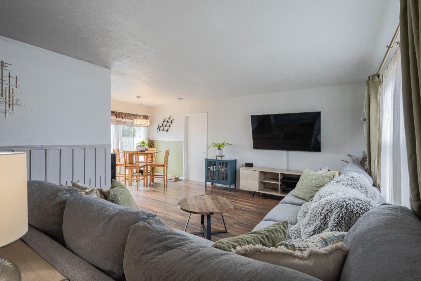 Detail Gallery Image 8 of 22 For 734 Los Coches Ave, Salinas,  CA 93906 - 3 Beds | 1/1 Baths