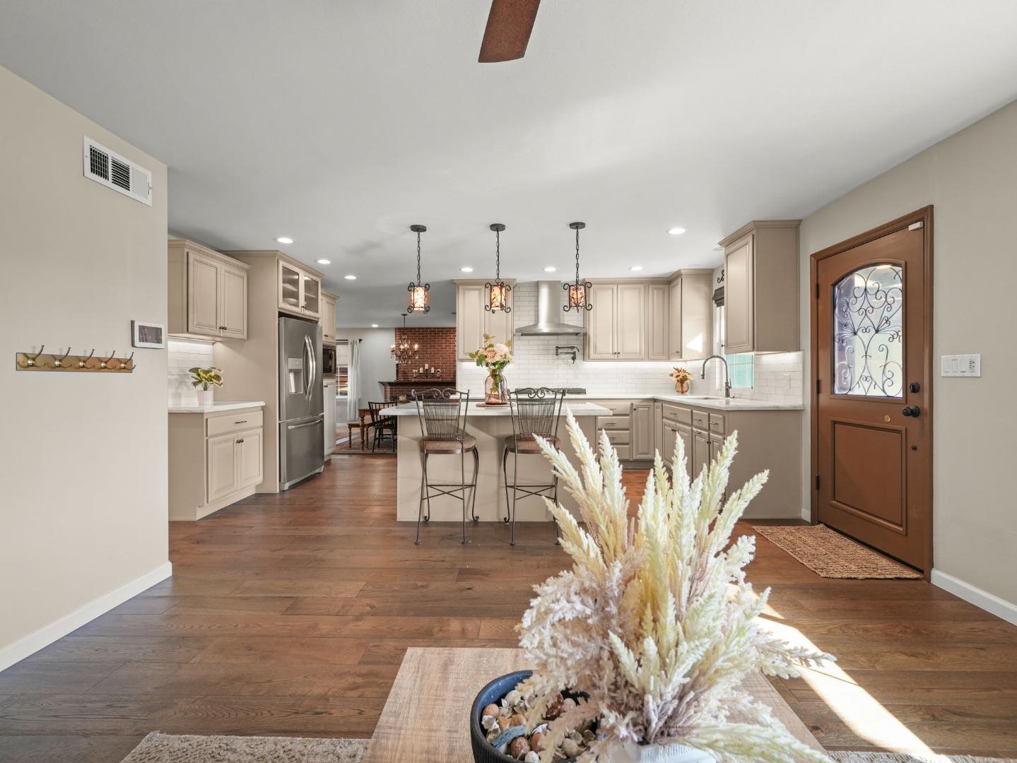Detail Gallery Image 7 of 38 For 3416 Mount Mckinley Ct, San Jose,  CA 95127 - 4 Beds | 3 Baths