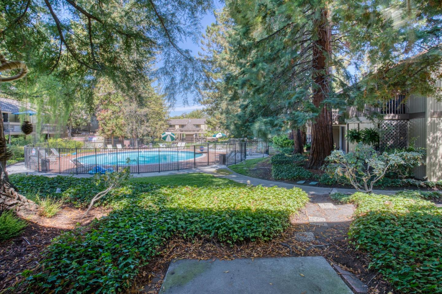Detail Gallery Image 37 of 37 For 505 Cypress Point Dr #213,  Mountain View,  CA 94043 - 1 Beds | 1 Baths