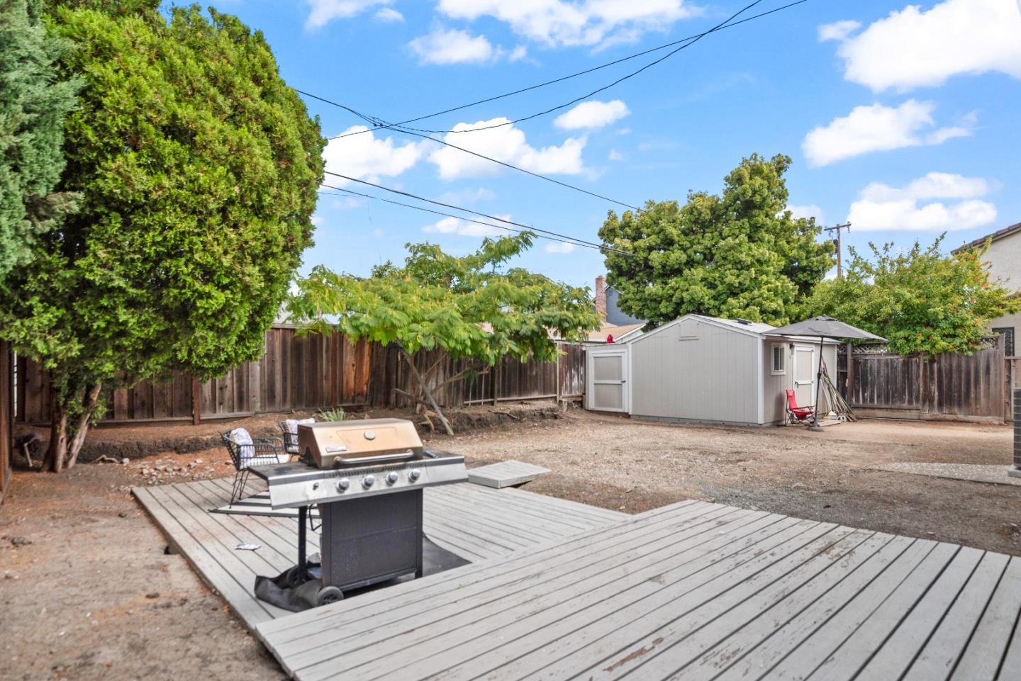 Detail Gallery Image 39 of 41 For 379 Roan St, San Jose,  CA 95123 - 5 Beds | 3 Baths