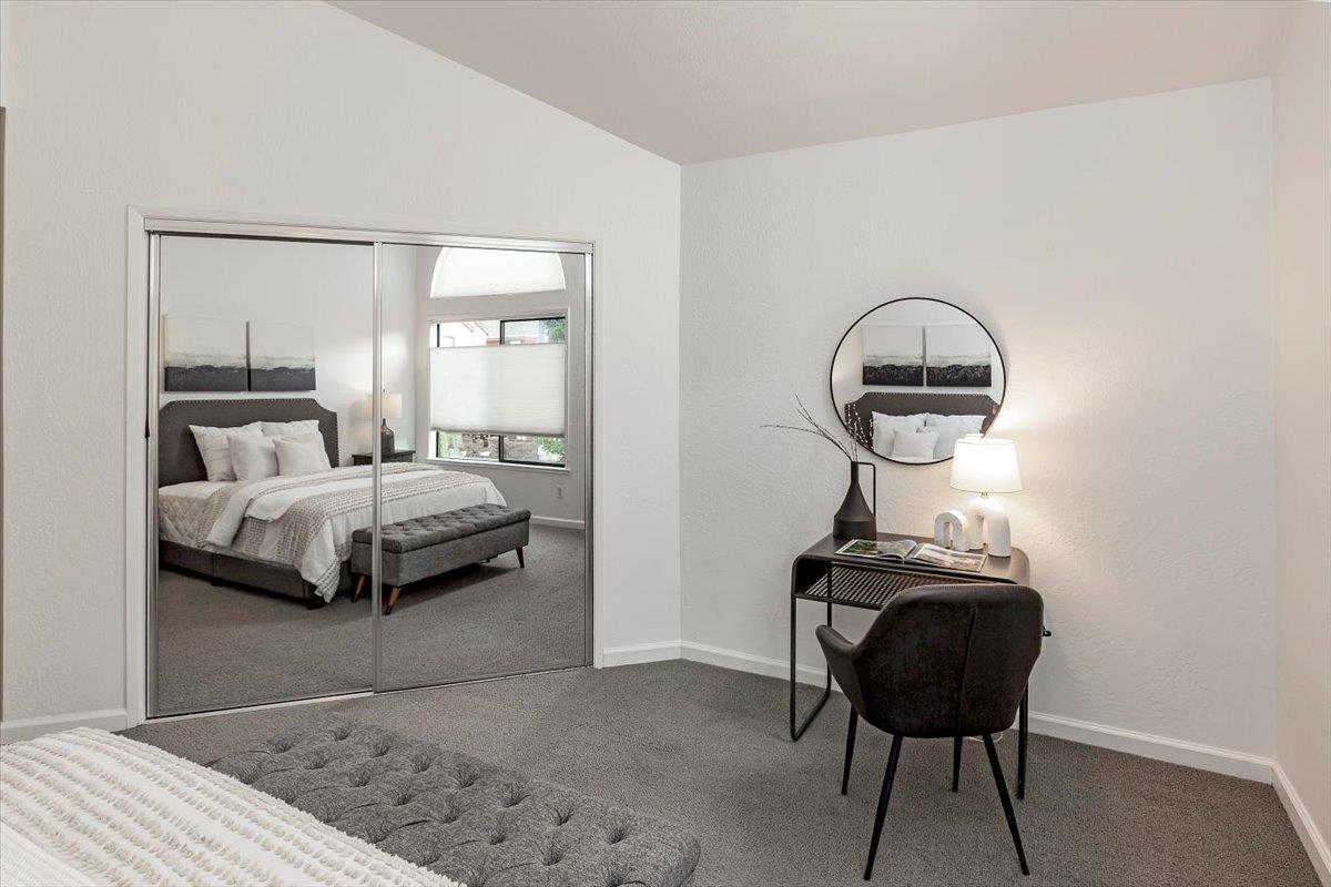 Detail Gallery Image 20 of 23 For 248 Walker Dr #2,  Mountain View,  CA 94043 - 2 Beds | 2/1 Baths