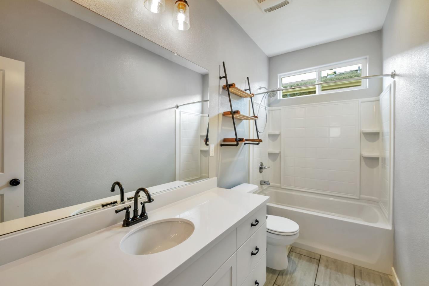 Detail Gallery Image 33 of 43 For 773 Westmoor Cir, Oakley,  CA 94561 - 4 Beds | 3 Baths
