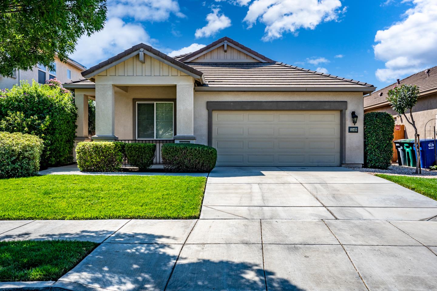 Detail Gallery Image 3 of 25 For 1149 Bellflower Way, Los Banos,  CA 93635 - 4 Beds | 2 Baths