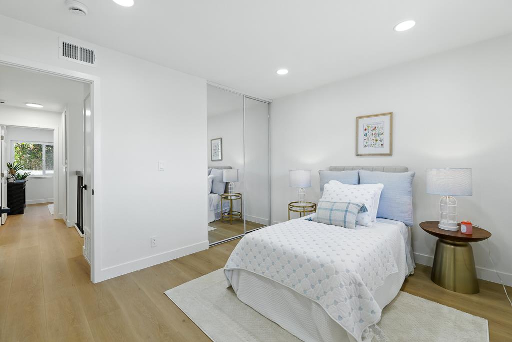 Detail Gallery Image 21 of 56 For 739 Aries Ln, Foster City,  CA 94404 - 3 Beds | 2/1 Baths