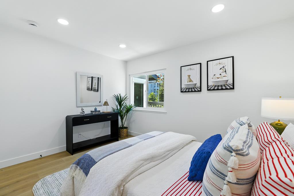 Detail Gallery Image 25 of 56 For 739 Aries Ln, Foster City,  CA 94404 - 3 Beds | 2/1 Baths