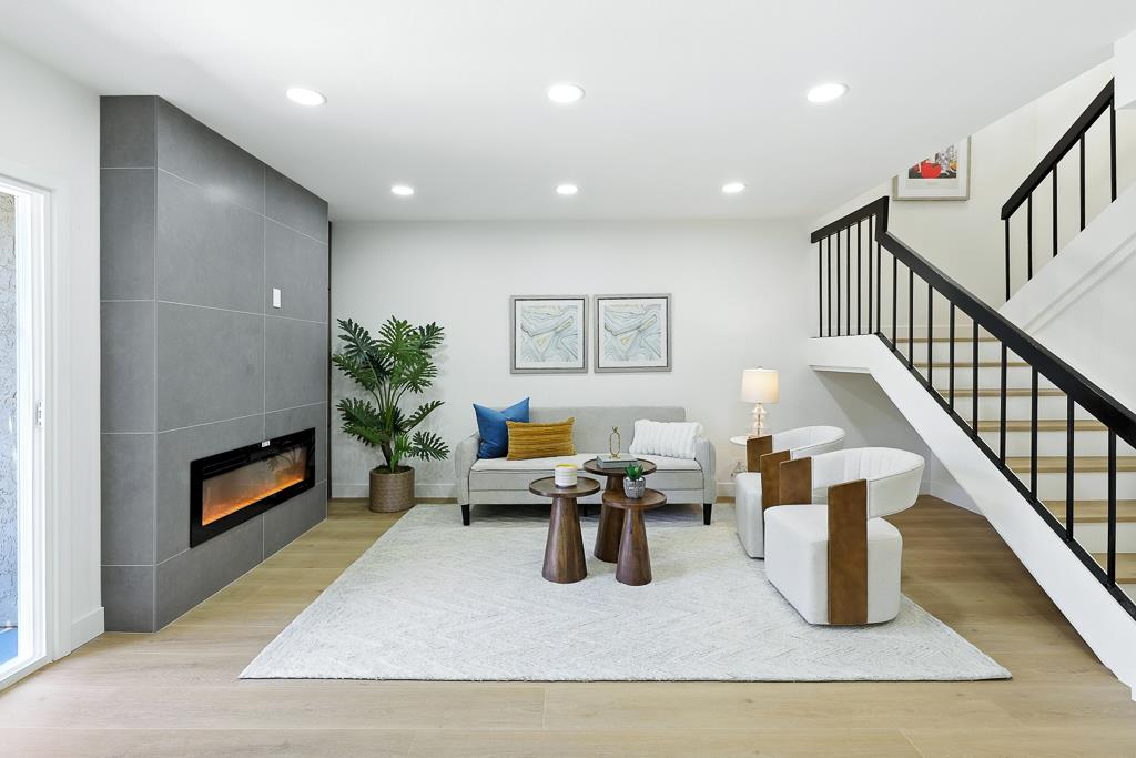 Detail Gallery Image 6 of 56 For 739 Aries Ln, Foster City,  CA 94404 - 3 Beds | 2/1 Baths