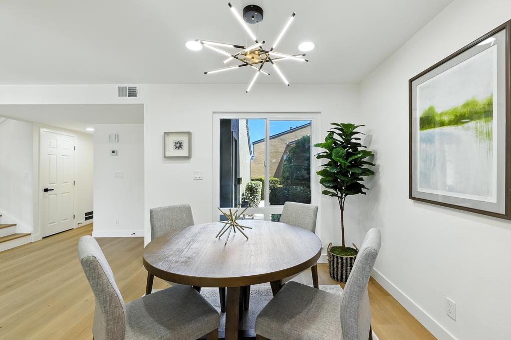 Detail Gallery Image 9 of 56 For 739 Aries Ln, Foster City,  CA 94404 - 3 Beds | 2/1 Baths