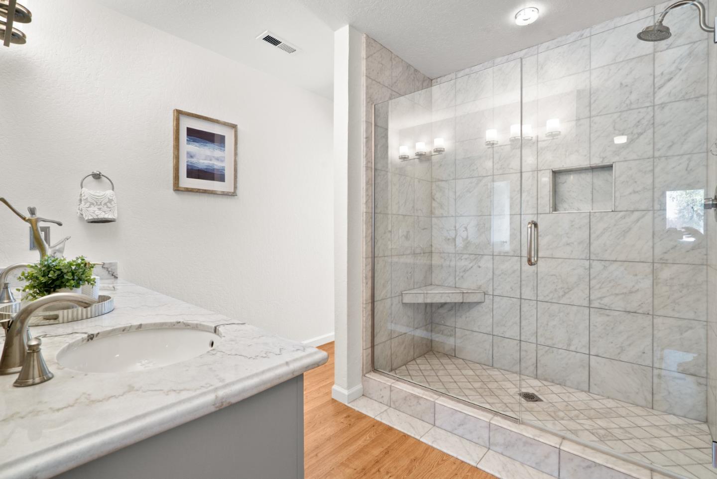 Detail Gallery Image 21 of 41 For 353 W Rincon Ave #E,  Campbell,  CA 95008 - 3 Beds | 2/1 Baths