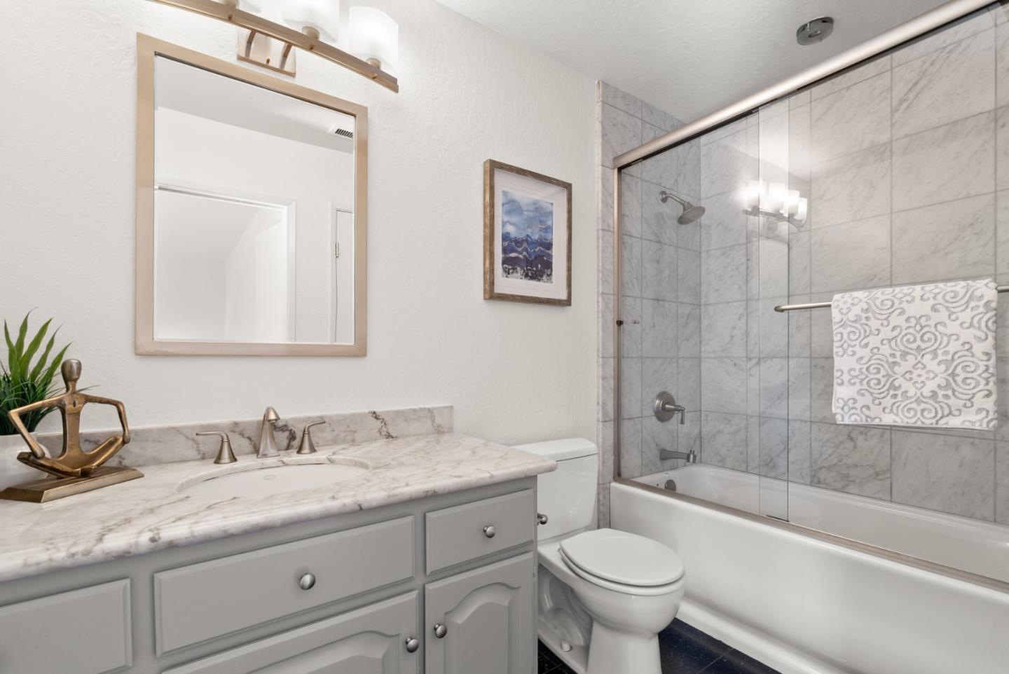 Detail Gallery Image 27 of 41 For 353 W Rincon Ave #E,  Campbell,  CA 95008 - 3 Beds | 2/1 Baths