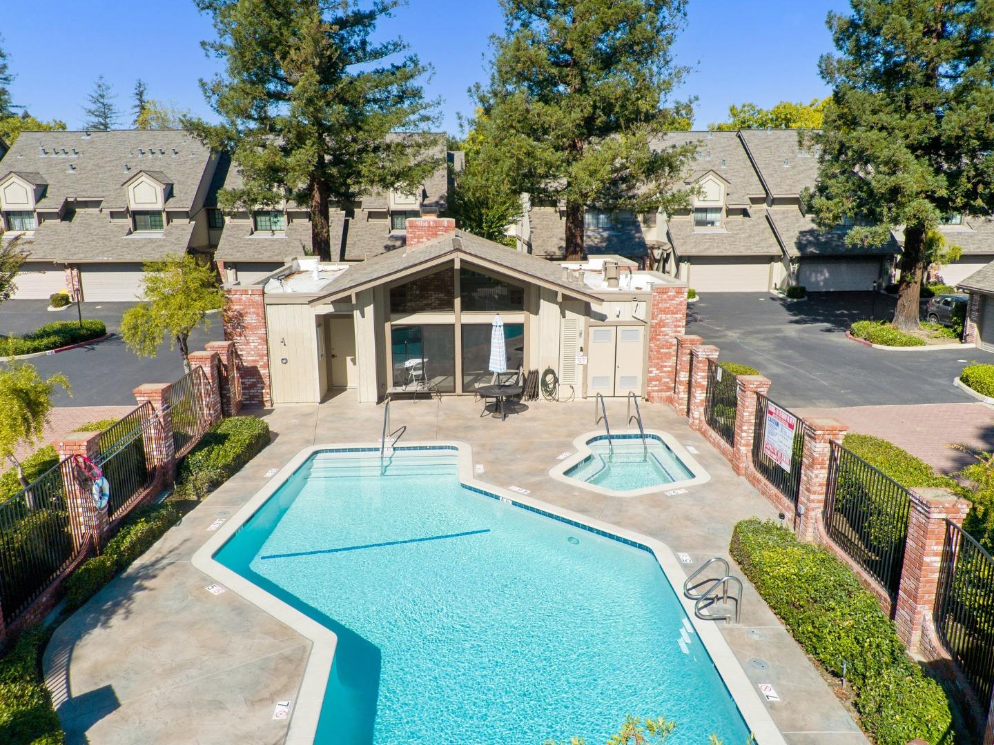 Detail Gallery Image 39 of 41 For 353 W Rincon Ave #E,  Campbell,  CA 95008 - 3 Beds | 2/1 Baths